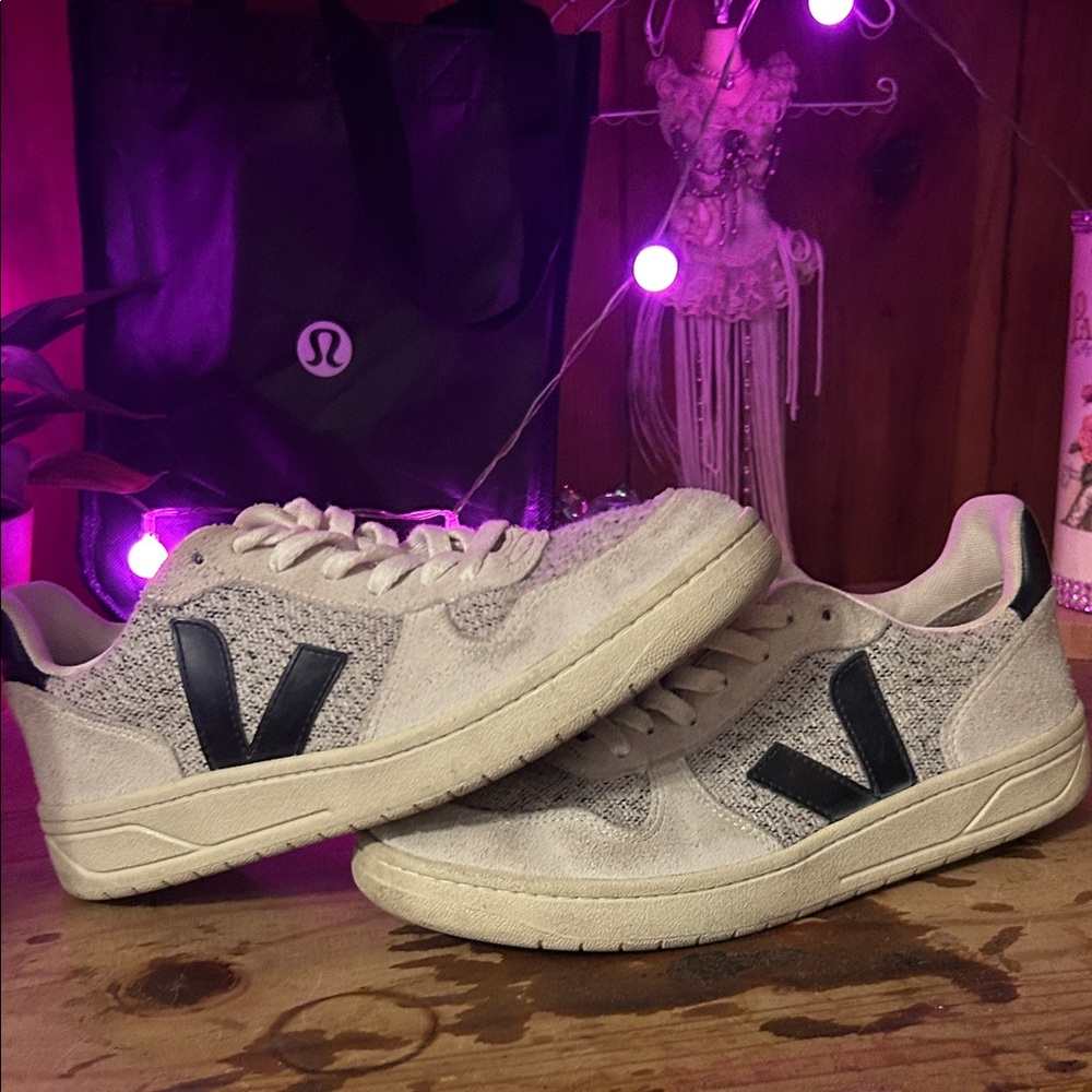 Veja Sneakers with Black and Cream Design
